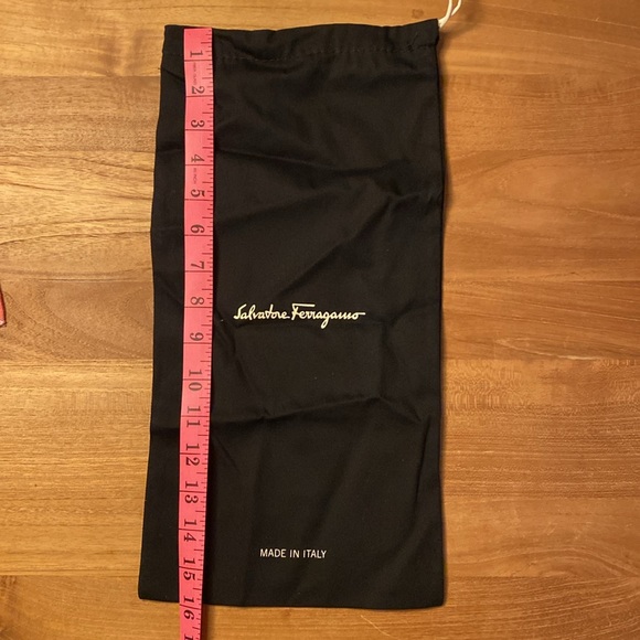 Salvatore Ferragamo 2 dust bags / shoe bags - Picture 7 of 7